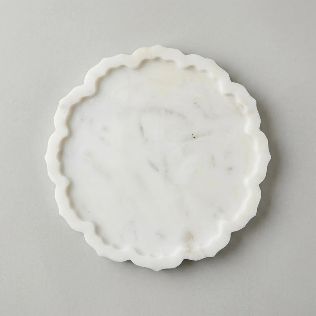 Handcrafted Banswara White Marble Round Scalloped Tray - Elegant Multipurpose Organizer For Vanity, Coffee Table And Luxury Home Styling